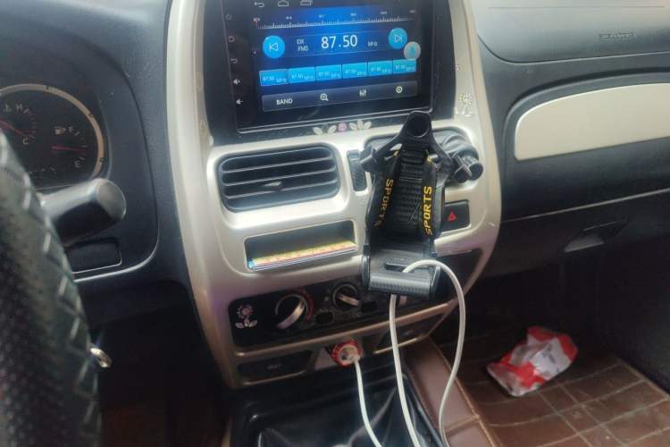 Used Nissan Paladin 2008 2.4L Two-Wheel-Drive Standard Version Audio And AC Panel