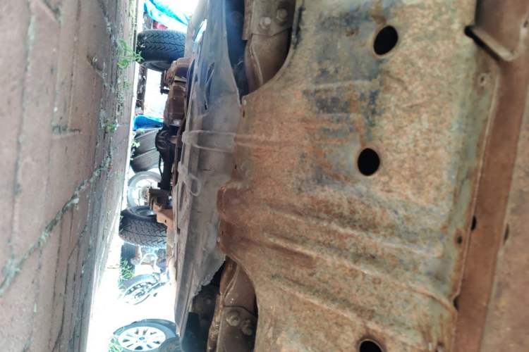 Used Nissan Paladin 2008 2.4L Two-Wheel-Drive Standard Version Chassis Front