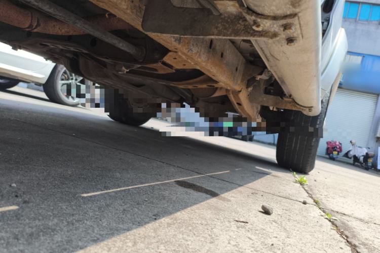 Used Nissan Paladin 2008 2.4L Two-Wheel-Drive Standard Version Chassis Front Left