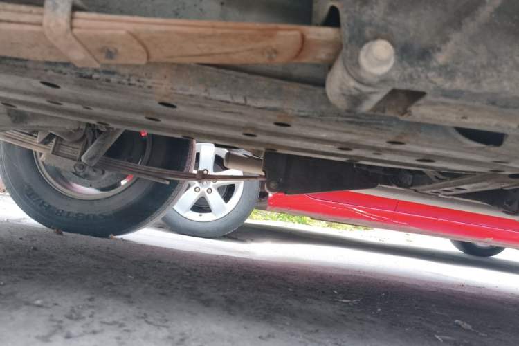Used Nissan Paladin 2008 2.4L Two-Wheel-Drive Standard Version Chassis Rear