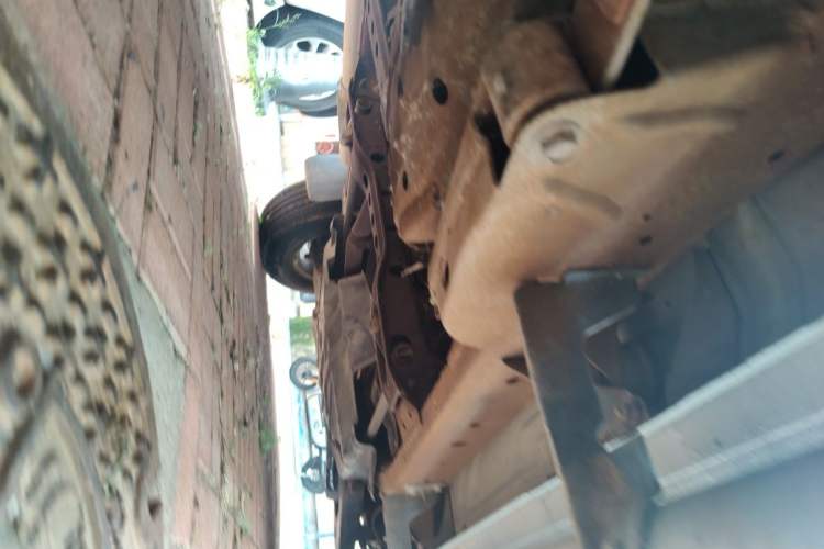 Used Nissan Paladin 2008 2.4L Two-Wheel-Drive Standard Version Chassis Rear Right