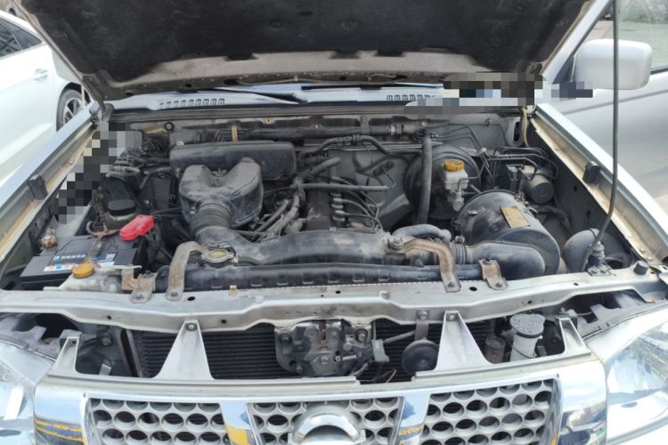 Used Nissan Paladin 2008 2.4L Two-Wheel-Drive Standard Version Engine Bay