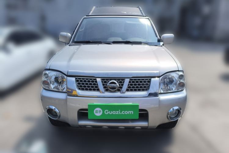 Used Nissan Paladin 2008 2.4L Two-Wheel-Drive Standard Version Front