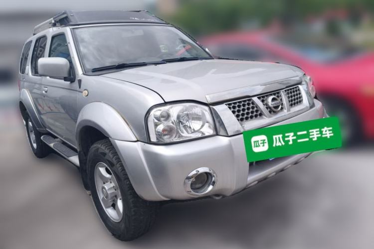 Used Nissan Paladin 2008 2.4L Two-Wheel-Drive Standard Version Front Right 45 Deg