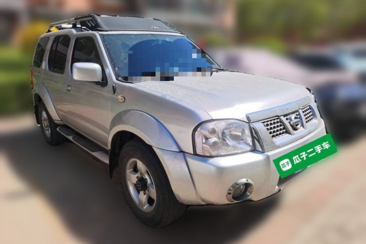 Used Nissan Paladin 2008 2.4L 4x4 Standard Edition Front Right 45 Deg