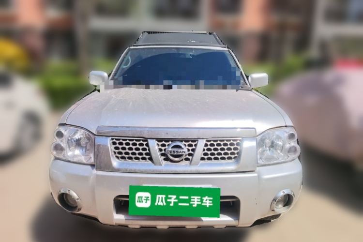 Used Nissan Paladin 2008 2.4L 4x4 Standard Edition Front
