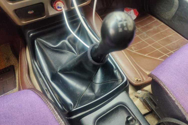 Used Nissan Paladin 2008 2.4L Two-Wheel-Drive Standard Version Gear Lever