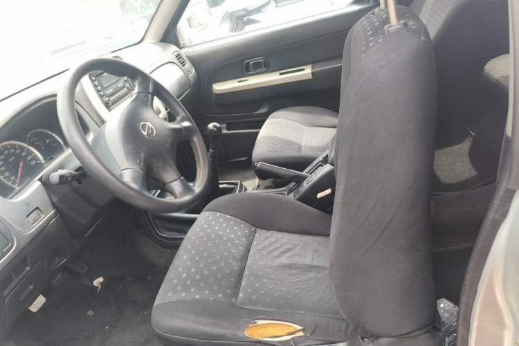Used Nissan Paladin 2008 2.4L Two-Wheel-Drive Standard Version Left Front Seat