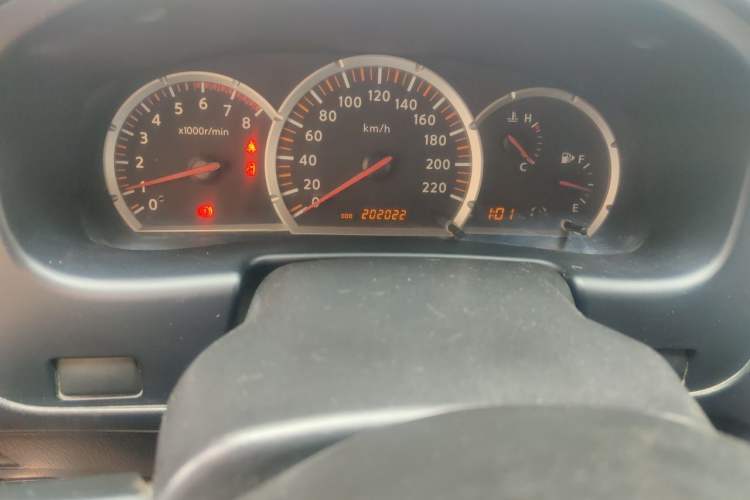 Used Nissan Paladin 2008 2.4L Two-Wheel-Drive Standard Version Odometer Close Up