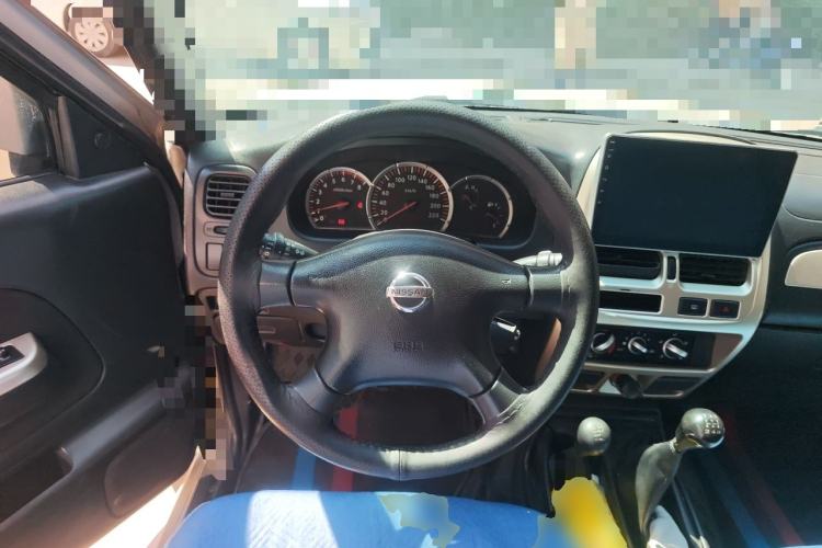 Used Nissan Paladin 2008 2.4L 4x4 Standard Edition Steering Wheel