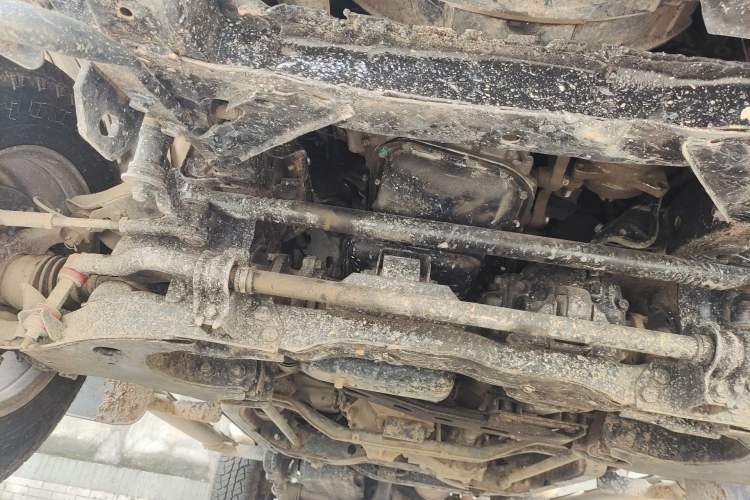 Used Nissan Paladin 2008 2.4L 4x4 Standard Edition Chassis Front