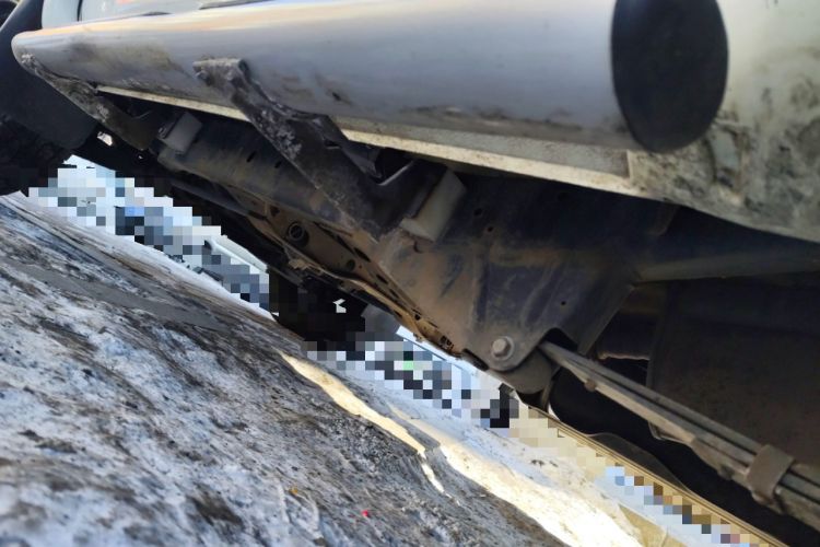 Used Nissan Paladin 2008 2.4L 4x4 Standard Edition Chassis Rear Left