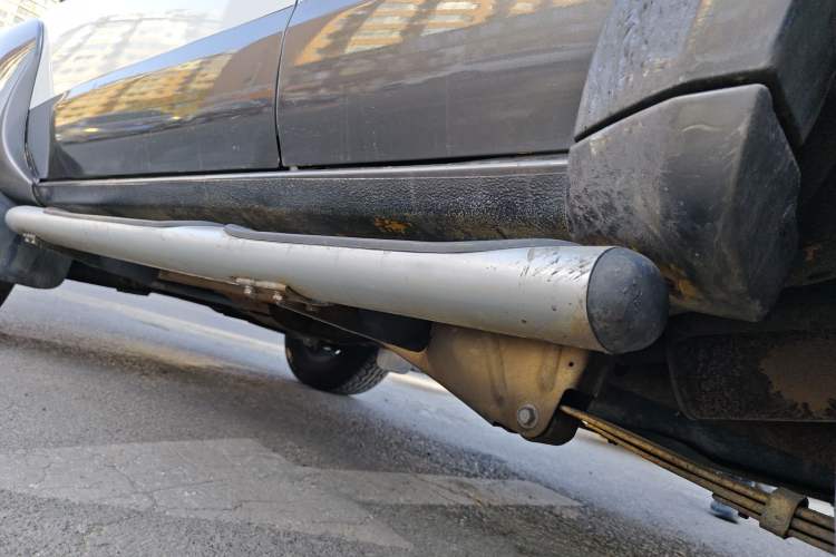 Used Nissan Paladin 2008 2.4L 4x4 Standard Edition Chassis Rear Left