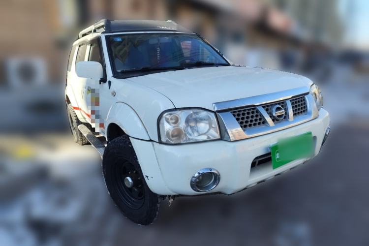 Used Nissan Paladin 2008 2.4L 4x4 Standard Edition Front Right 45 Deg