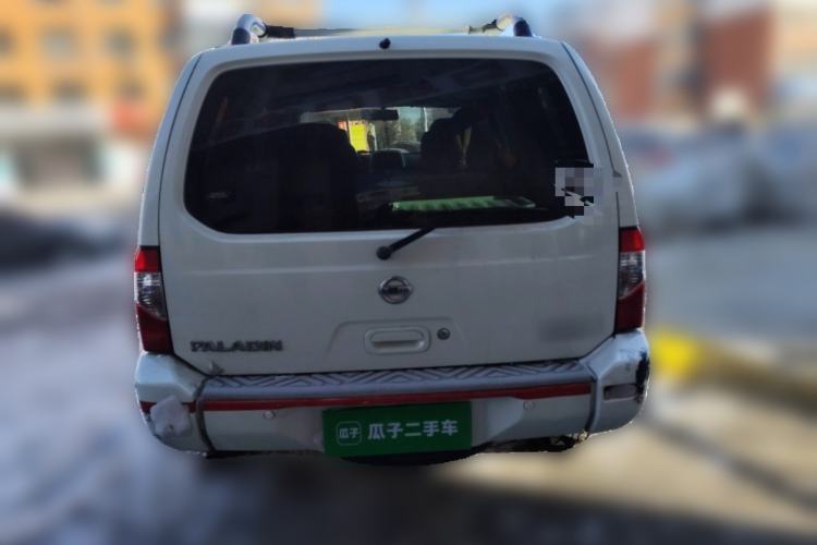 Used Nissan Paladin 2008 2.4L 4x4 Standard Edition Rear