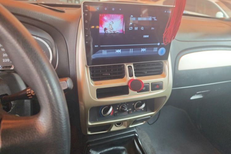Used Nissan Paladin 2013 2.4L Two-Wheel Drive Standard Version China IV Standard Audio And AC Panel
