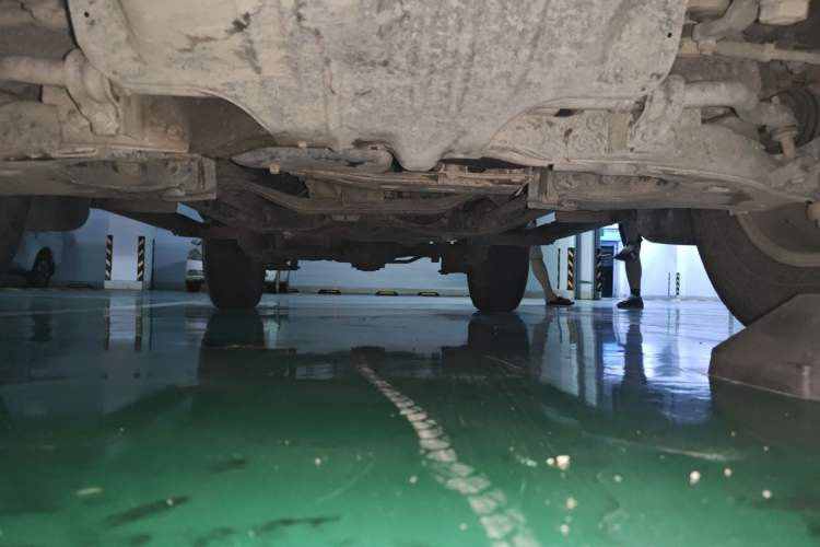 Used Nissan Paladin 2013 2.4L Four-Wheel Drive Standard Version China IV Standard Chassis Front