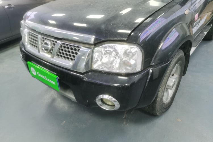 Used Nissan Paladin 2013 2.4L Two-Wheel Drive Standard Version China IV Standard Exterior 2