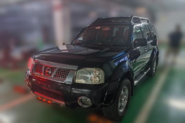 Used Nissan Paladin 2013 2.4L Four-Wheel Drive Standard Version China IV Standard