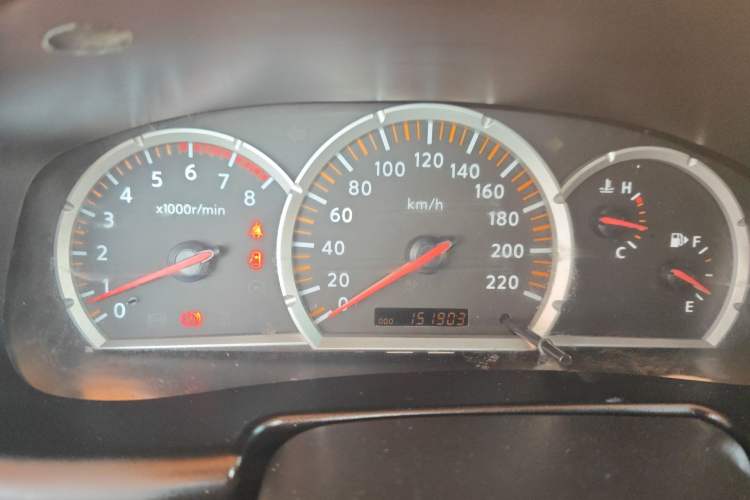 Used Nissan Paladin 2013 2.4L Two-Wheel Drive Standard Version China IV Standard Instrument Cluster