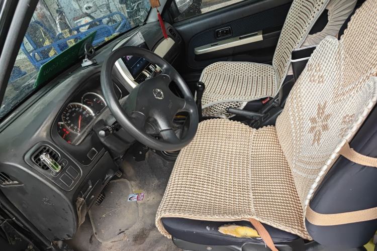Used Nissan Paladin 2013 2.4L Two-Wheel Drive Standard Version China IV Standard Left Front Seat