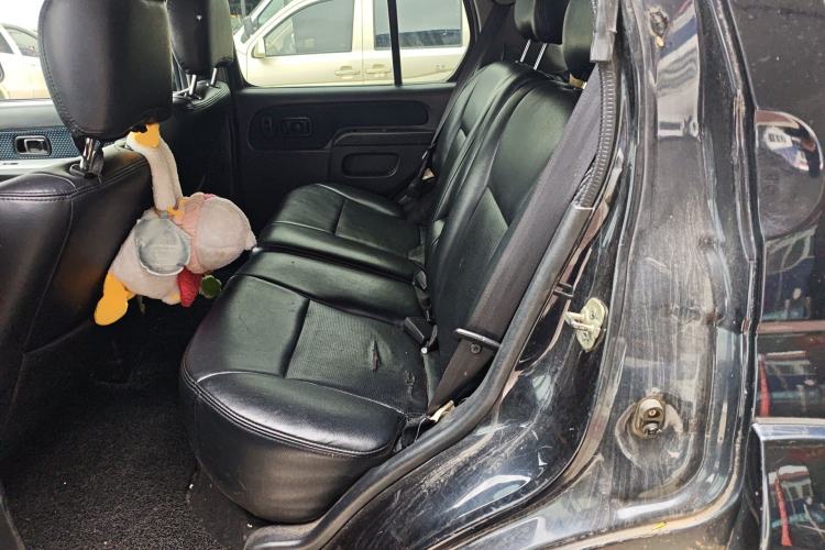 Used Nissan Paladin 2013 2.4L Four-Wheel Drive Standard Version China IV Standard Left Rear Seat