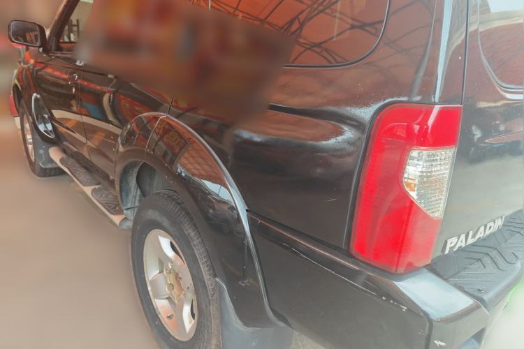 Used Nissan Paladin 2013 2.4L Two-Wheel Drive Standard Version China IV Standard Rear Left 45 Deg