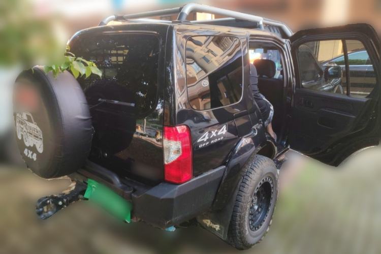 Used Nissan Paladin 2013 2.4L Four-Wheel Drive Standard Version China IV Standard Rear Right 45 Deg