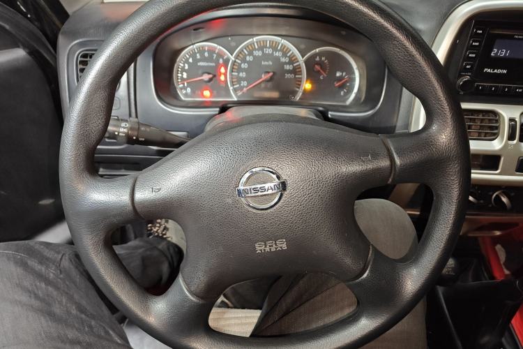 Used Nissan Paladin 2013 2.4L Four-Wheel Drive Standard Version China IV Standard Steering Wheel