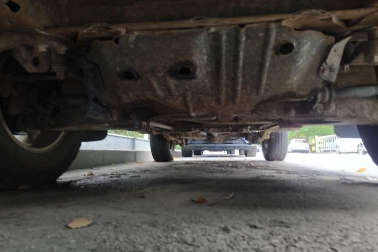 Used Nissan Paladin 2013 2.4L Four-Wheel Drive Standard Version China IV Standard Chassis Front