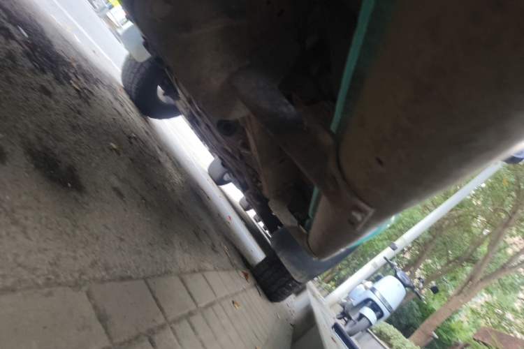 Used Nissan Paladin 2013 2.4L Four-Wheel Drive Standard Version China IV Standard Chassis Rear Right