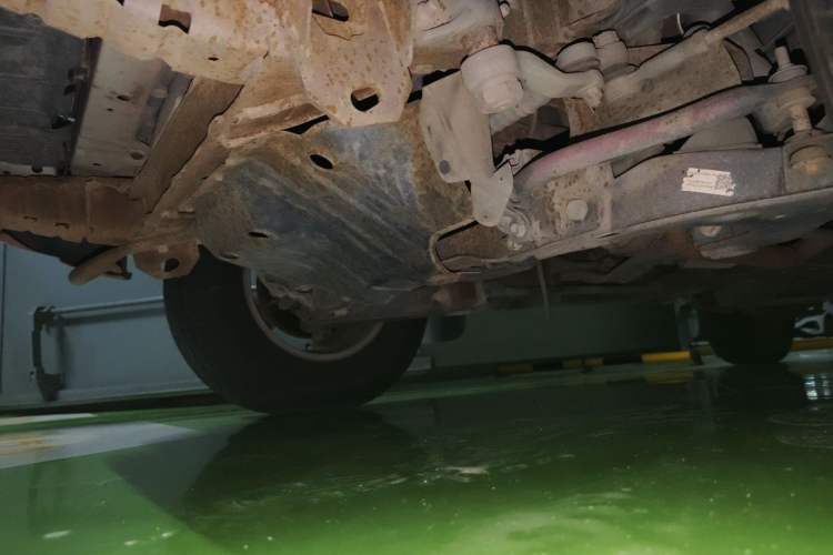 Used Nissan Paladin 2013 2.4L Two-Wheel Drive Standard Version China V Standard Chassis Front Left