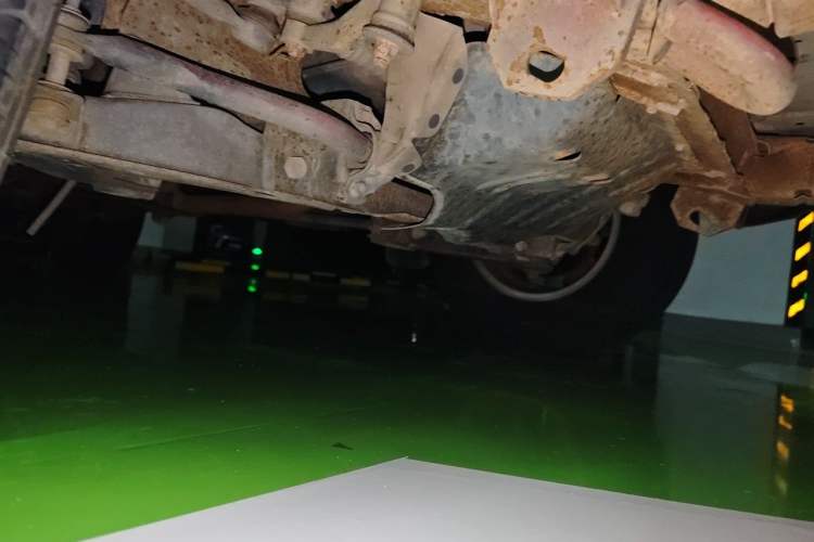 Used Nissan Paladin 2013 2.4L Two-Wheel Drive Standard Version China V Standard Chassis Front Right