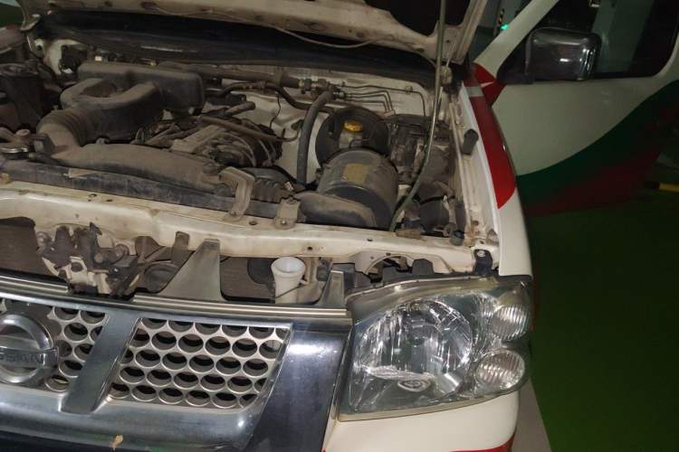 Used Nissan Paladin 2013 2.4L Two-Wheel Drive Standard Version China V Standard Engine Bay Left