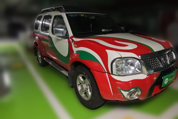 Used Nissan Paladin 2013 2.4L Two-Wheel Drive Standard Version China V Standard Front Right 45 Deg