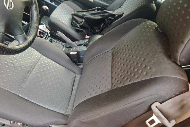 Used Nissan Paladin 2013 2.4L Two-Wheel Drive Standard Version China IV Standard Left Front Seat