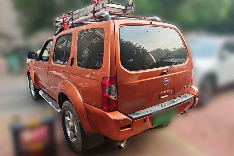 Used Nissan Paladin 2013 2.4L Two-Wheel Drive Standard Version China IV Standard Rear Left 45 Deg