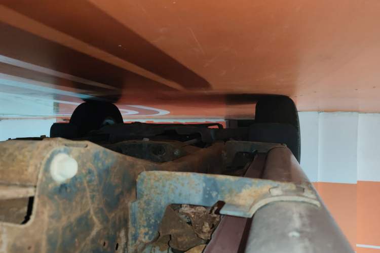 Used Nissan Paladin 2013 2.4L Two-Wheel Drive Standard Edition Emission Standard China IV Chassis Rear Left