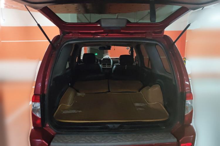 Used Nissan Paladin 2013 2.4L Two-Wheel Drive Standard Edition Emission Standard China IV Trunk