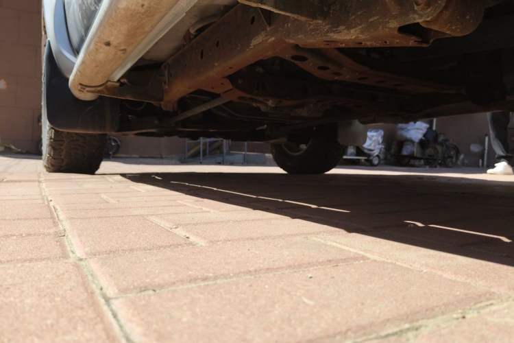 Used Nissan Paladin 2013 2.4L 4x4 Standard Version China V Standard Chassis Rear Left