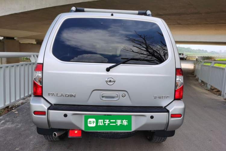 Used Nissan Paladin 2013 2.4L 4x4 Luxury Version China V Standard Exterior 4
