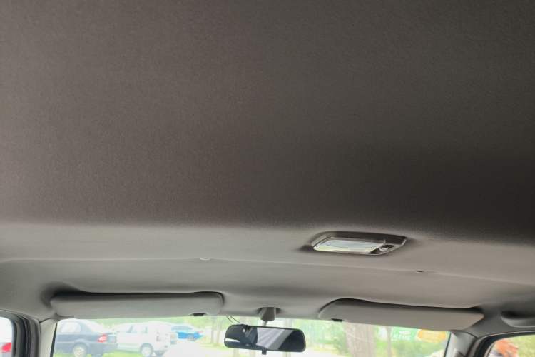 Used Nissan Paladin 2013 2.4L 4x4 Luxury Version China V Standard Headliner