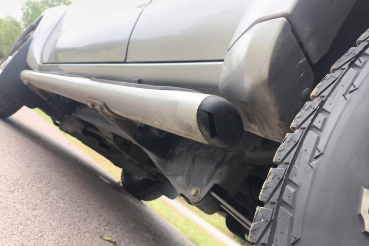 Used Nissan Paladin 2013 2.4L 4x4 Luxury Version China V Standard Left Side Sill