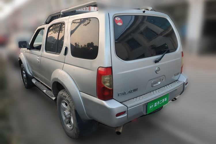 Used Nissan Paladin 2013 2.4L Two-Wheel Drive Standard Version China IV Standard Rear Left 45 Deg
