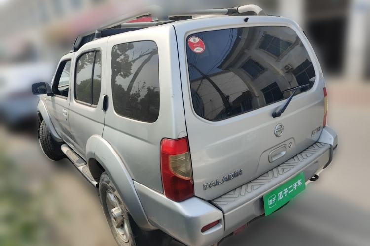 Used Nissan Paladin 2013 2.4L Two-Wheel Drive Standard Version China IV Standard Rear Left 45 Deg