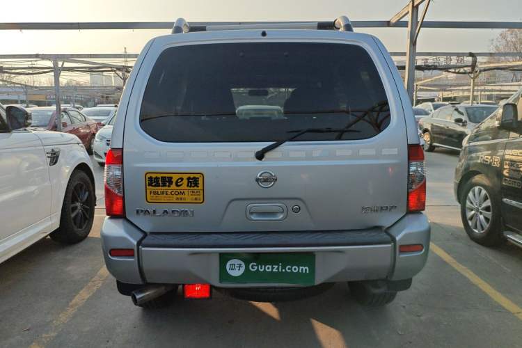 Used Nissan Paladin 2013 2.4L Two-Wheel Drive Standard Version China V Standard Rear