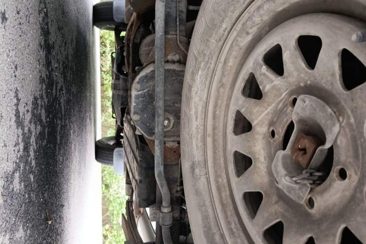 Used Nissan Paladin 2013 2.4L Two-Wheel Drive Standard Version China IV Standard Chassis Rear
