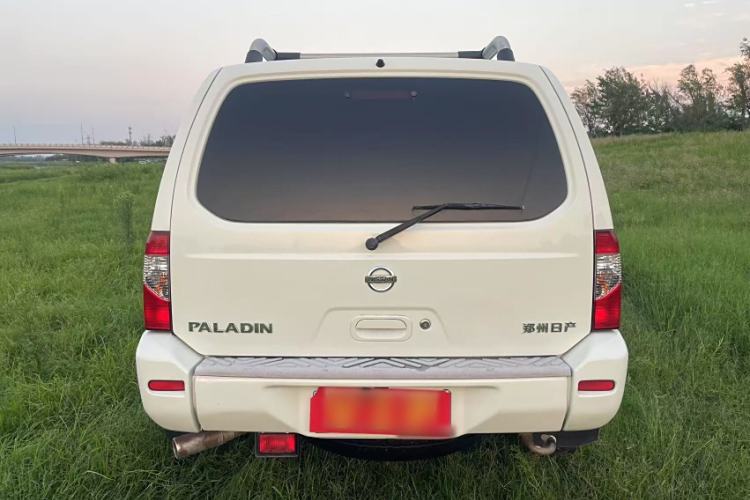 Used Nissan Paladin 2013 2.4L Two-Wheel Drive Standard Version China IV Standard Exterior 6