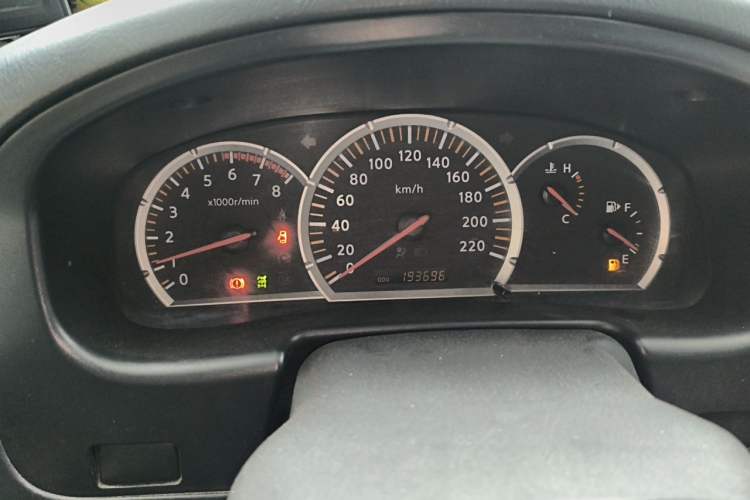 Used Nissan Paladin 2013 2.4L 4x4 Standard Version China V Standard Instrument Cluster
