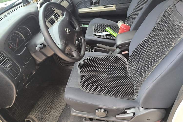 Used Nissan Paladin 2013 2.4L 4x4 Standard Version China V Standard Left Front Seat